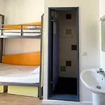 Hi Les Camelias Hostel Nicea