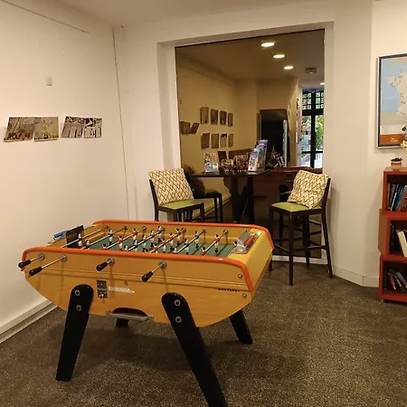 Hi Les Camelias ניס